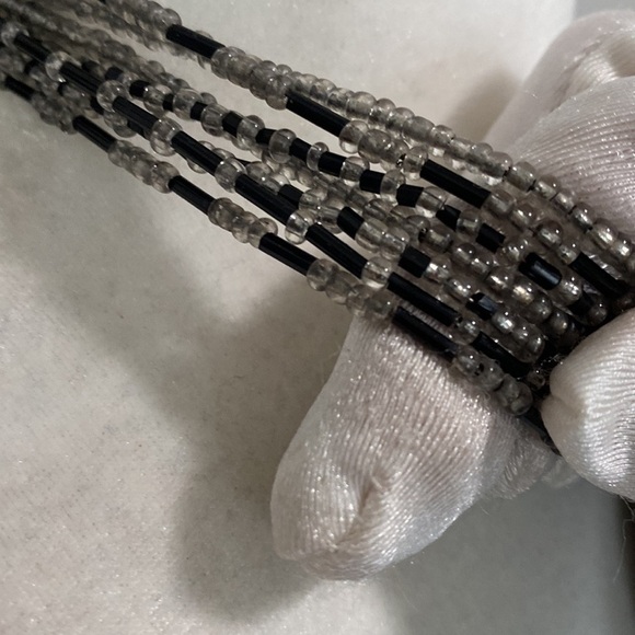 Gray Seashell Black Seed Beaded Bohemian Summer Beach Caribbean Necklace - Picture 14 of 15